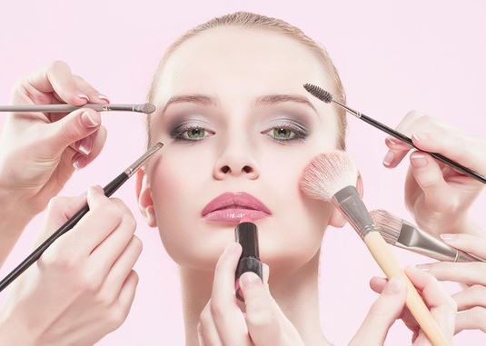  The Dos and Don'ts of Makeup Application