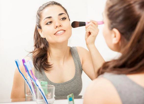  5-minute Makeup Routine for Busy Mornings