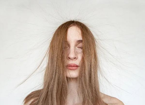  Tips for Managing and Preventing Hair Static