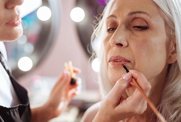  Tips for Applying Makeup on Mature Skin